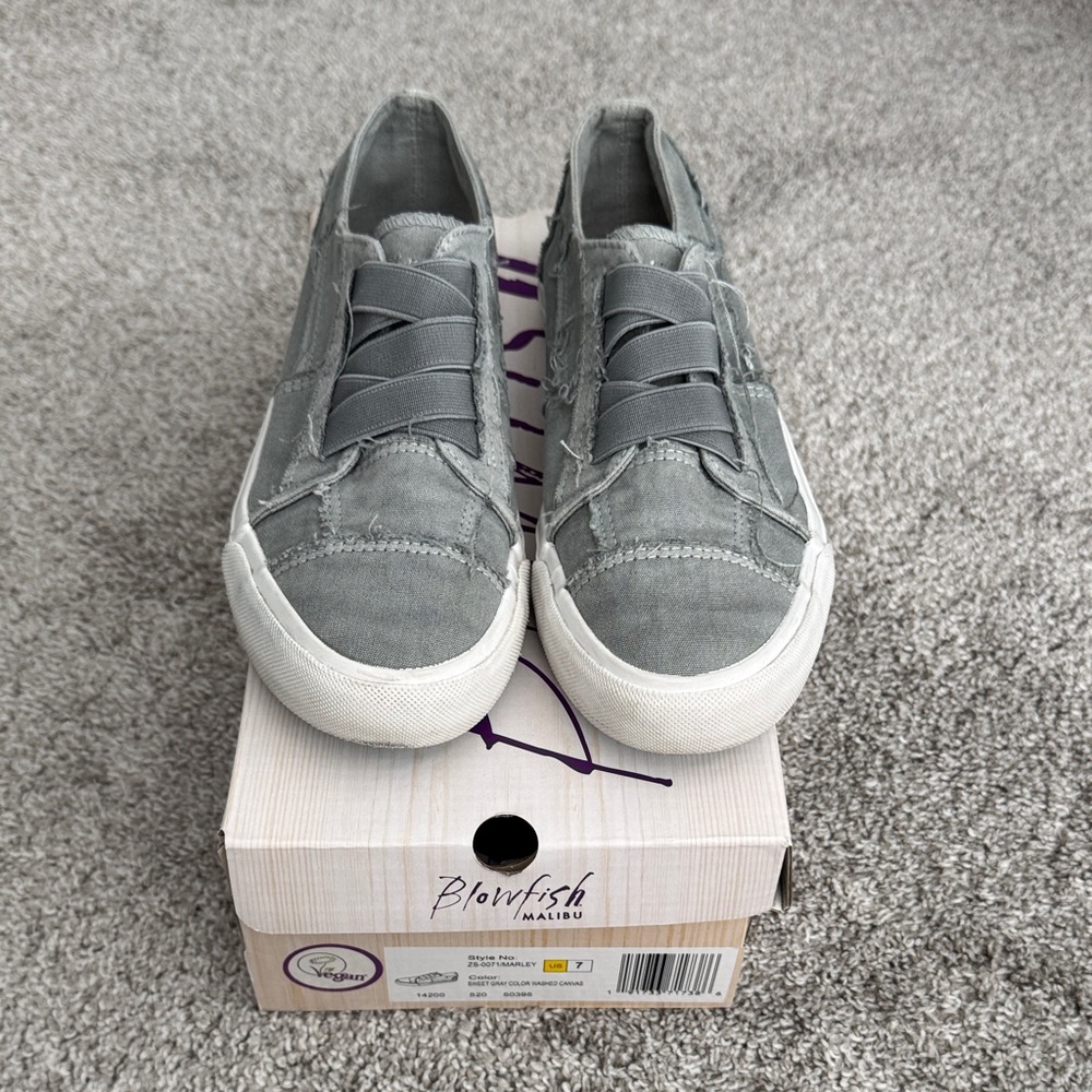 Blowfish Malibu Gray Marley Sneakers Size 7